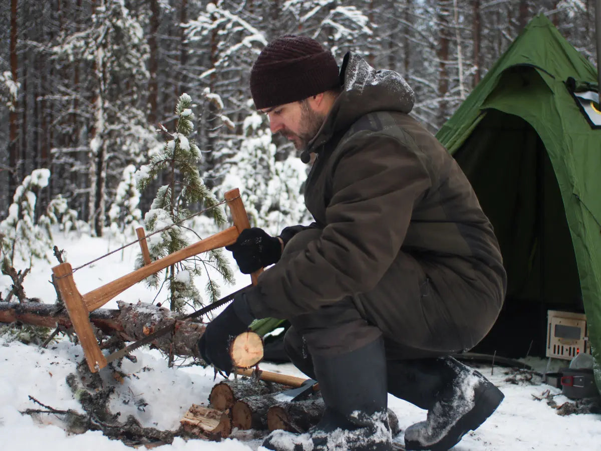 CAMPING & OUTDOOR