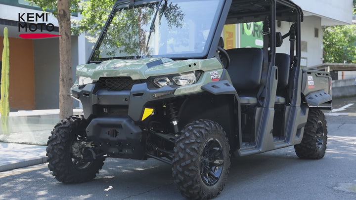 Can-Am Defender Glass Windshield with Manual Wipers (2016–2026)